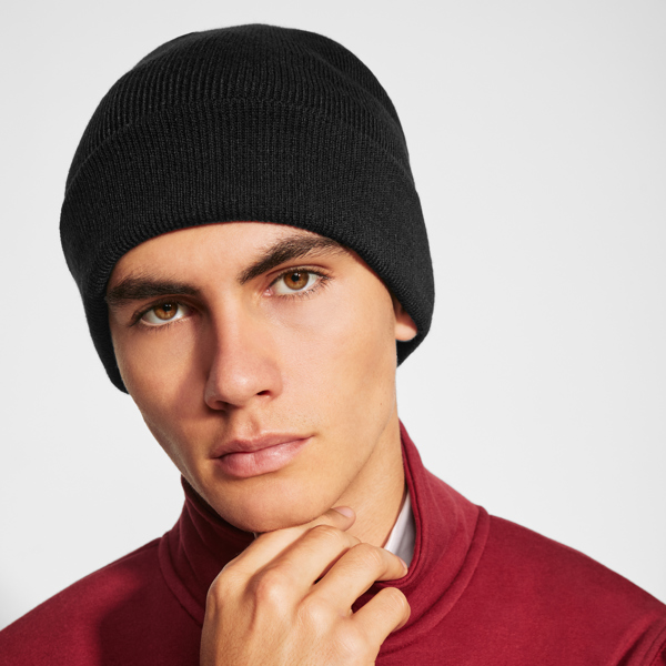 9009_02_3_2-caciula-iarna-unisex-tricotata-negru-gios